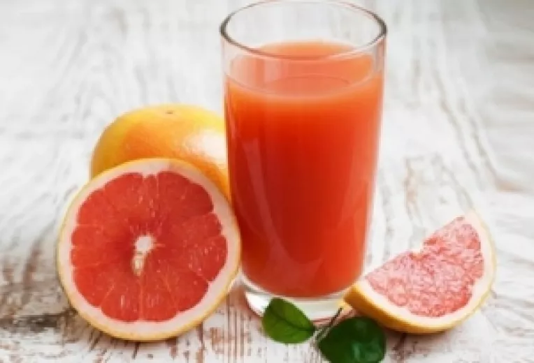 Sucul de grepfrut pentru slabit