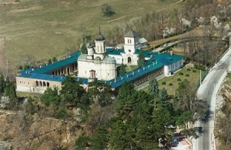 Un apel de suflet: sustinerea restaurarii Complexului Manastirea Dealu - Targoviste!